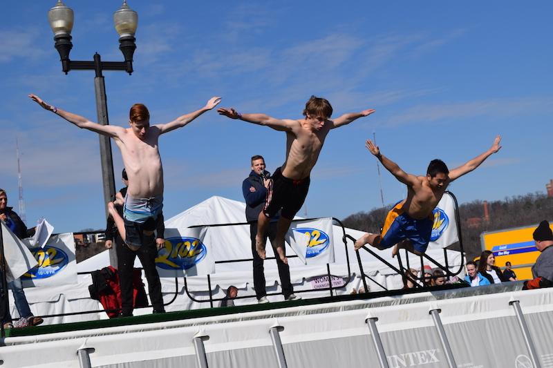 Freezin' for a reason: Butler students take the plunge