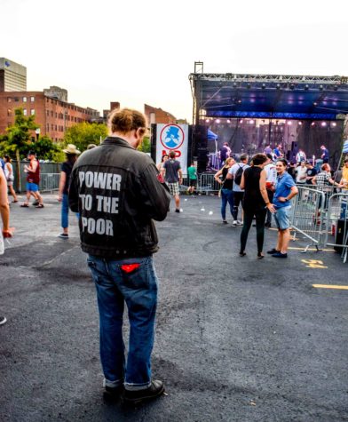 The audience of the festival was as diverse as the bands playing. Several attendees sported clothes with a punk-rock aesthetic. 