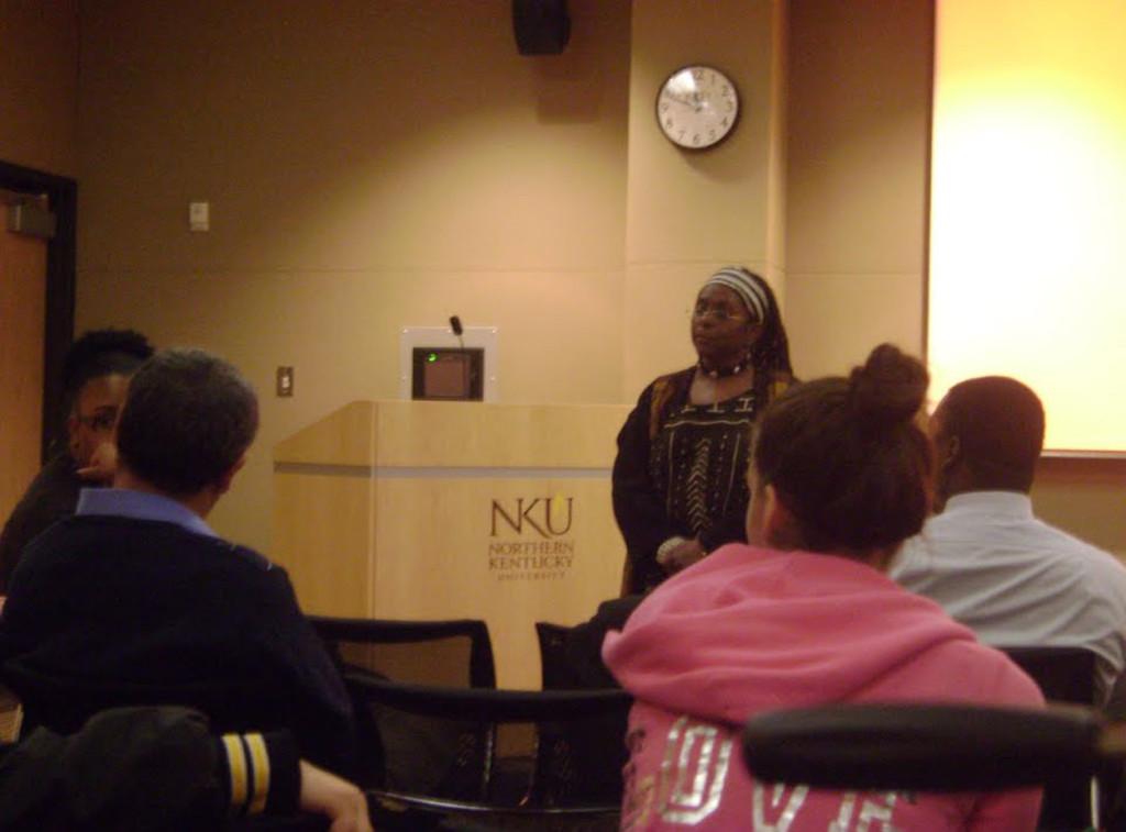 Speech honors role of black women in American history