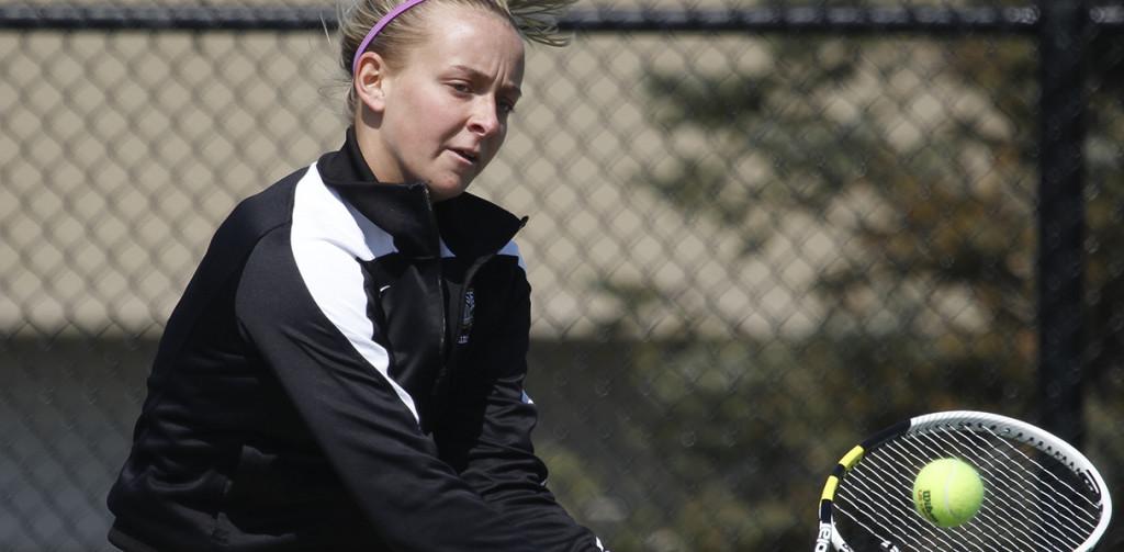 Tennis teams fall to Mercer at home