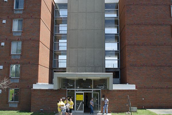 Move-in volunteers help to move temporary residents into Lakeside Terrace.