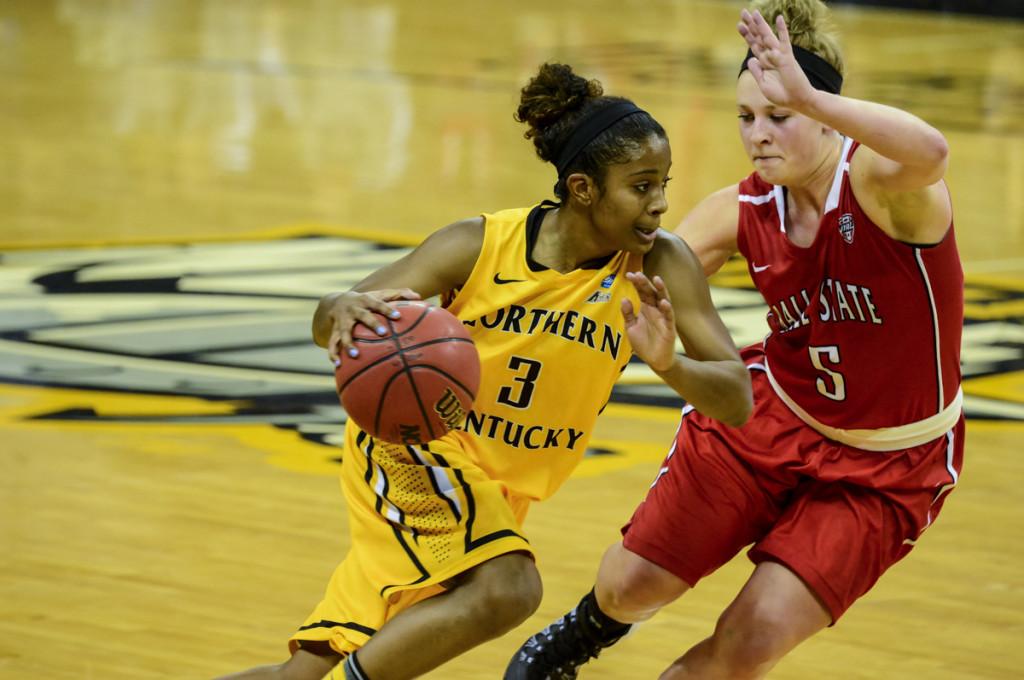 NKU_Womens_Basketball_vs_Ball_State_Jeff_12-21-2013_1009