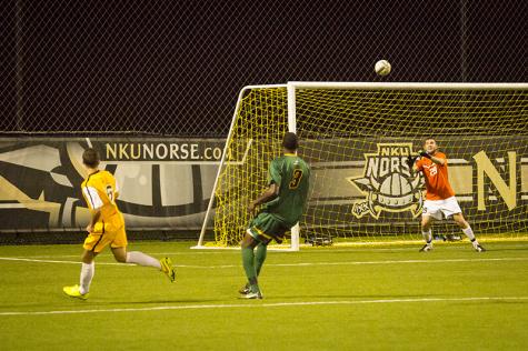 Norse fight for intense victory over Wright State