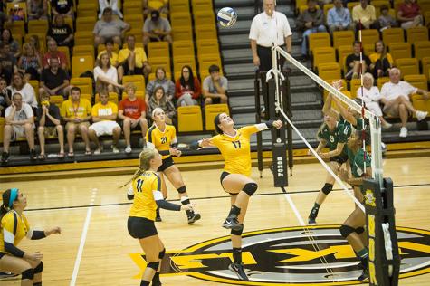 NKU volleyball faces victory and defeat in tournament