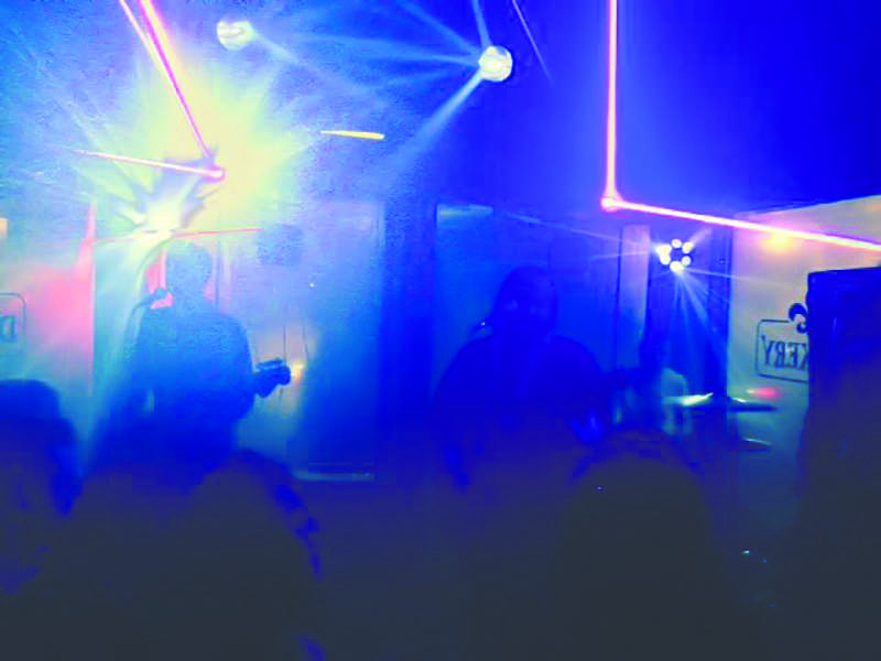 satbatsfullbandpic1