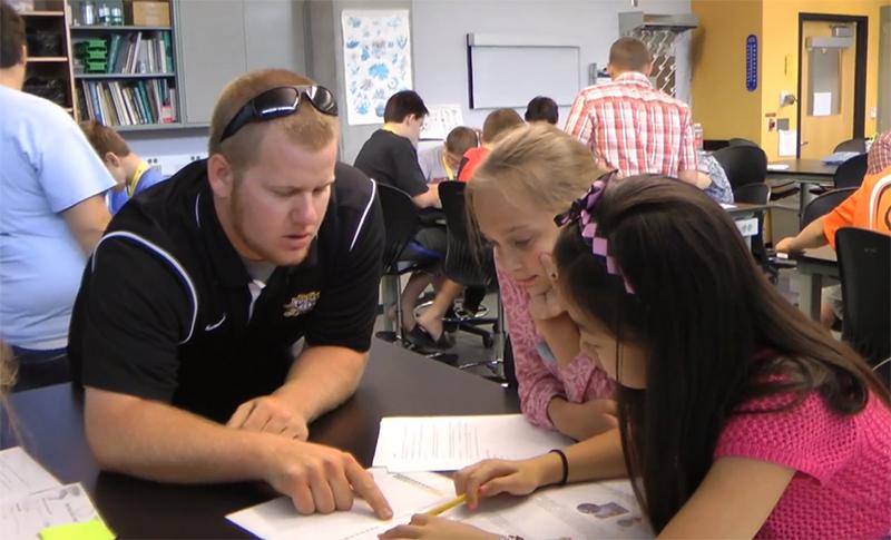 Center spreads environmental education throughout the university and beyond 