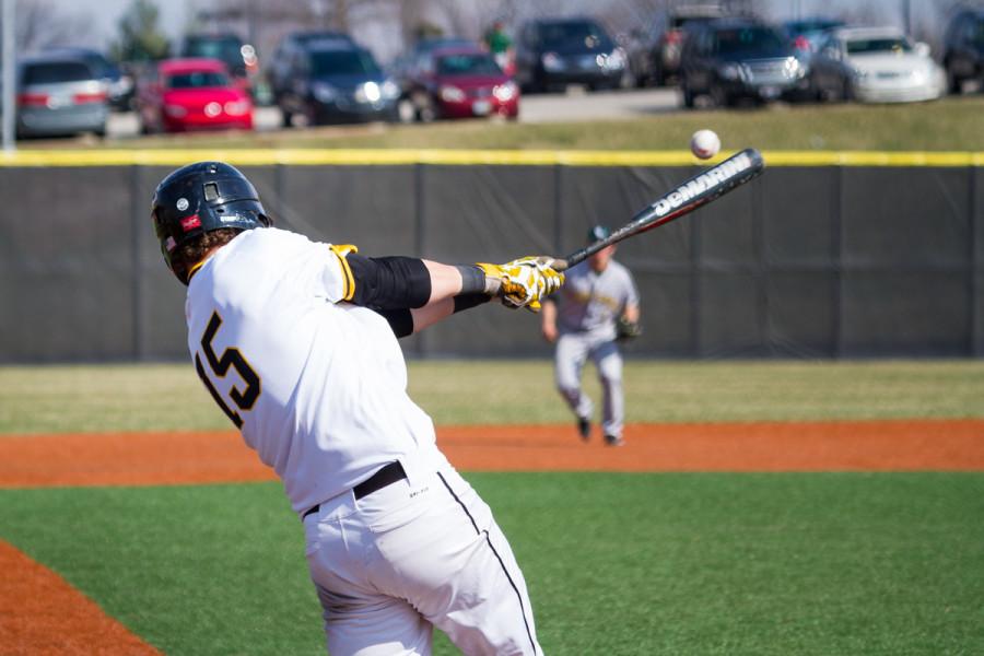 NKU_Men's_Baseball_vs_Wright_State_Kody_3-25-2015_0039
