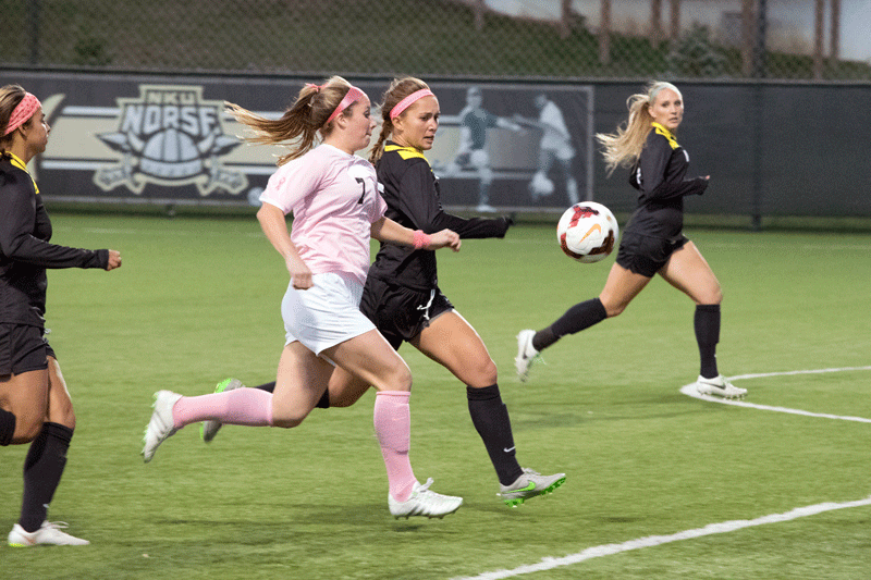 NKU's Hanna Pateryn (7) and her teammates dropped their second straight Horizon League game Wednesday, 1-0, at Oakland.