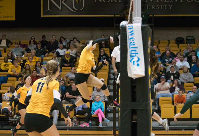 Keely Creamer (14) had four kills and three digs Tuesday in NKUs straight-sets victory over Wright State