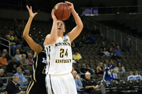 Norse blast Valpo to advance to Horizon semifinals