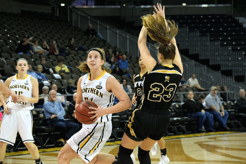 NKUs Molly Glick (24) had 15 points Thursday in NKUs win over Illinois-Chicago.