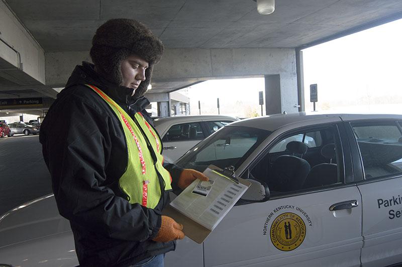 UPDATED: Parking pass problems continue, lot closes indefinitely