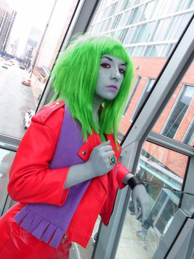 Kerner is portrayed at Kitty from Danny Phantom here. Sometimes cosplayers need to use wigs since their natural hair color doesnt match the character.