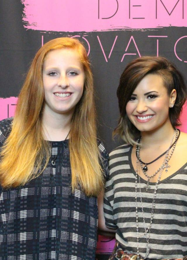 Along with Eminem, Demi Lovato is one of Taylor Berns role models. She was extremely excited to have met her in June 2015.