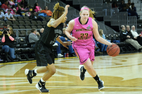 Kasey Uetrecht (23) has made 84.5 percent of her free throw attempts this season, which is 40th-best in all of Division I women's college basketball.