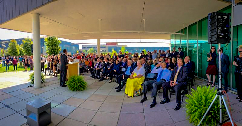 President+Mearns+addressed+the+crowd+Thursday+at+the+final+beam+ceremony+for+the+Health+Innovation+Center.++The+facility+is+on+schedule+to+be+completed+by+Fall+2018.