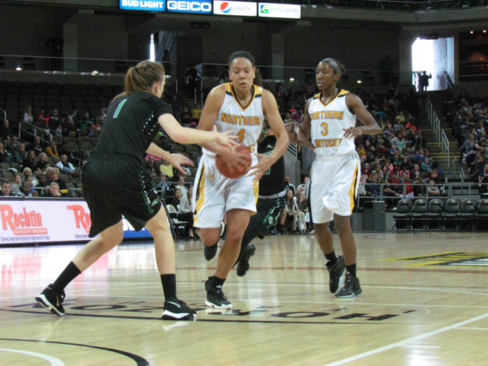 Mikayla Terry drives to the basket against Stetson. Terry had nine points in the loss