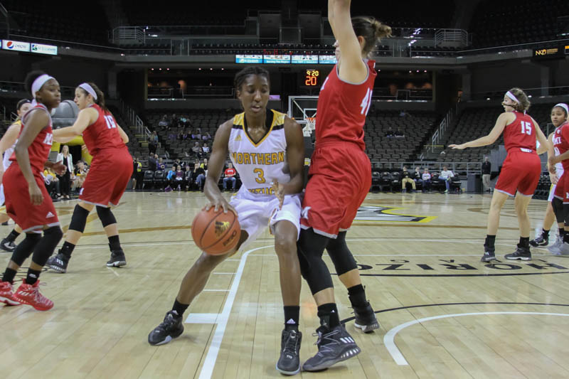 Rebecca Lyttle had 16 points and 13 rebounds Monday against Portland State.