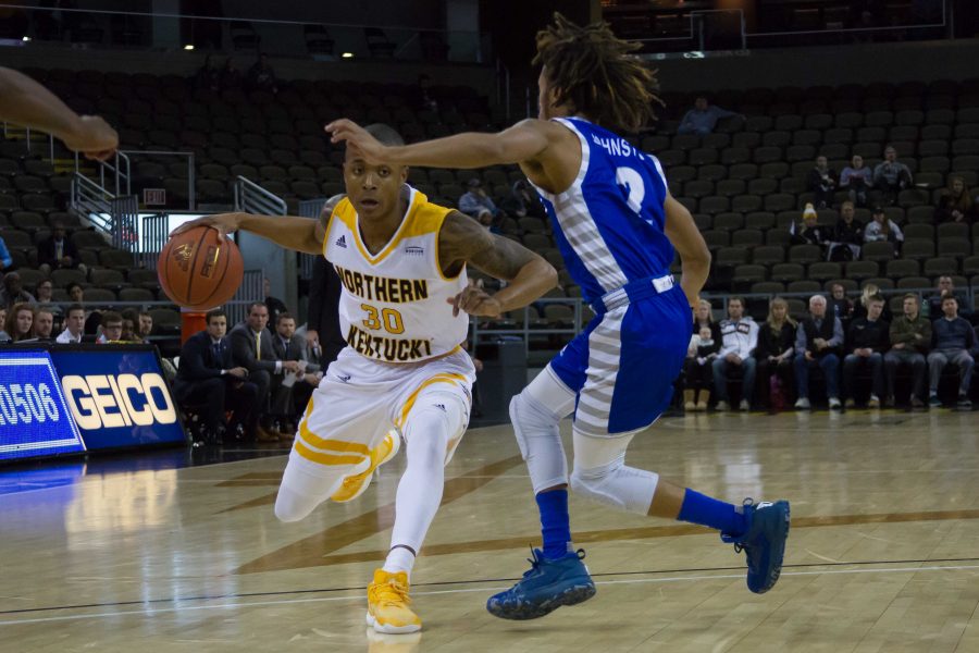 Lavone Holland II (30) had 21 points Thursday in a win over Detroit Mercy.