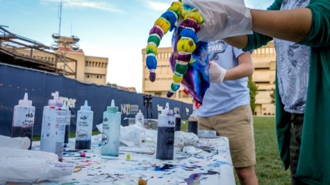 WATCH: S.T.E.M. tie dye party
