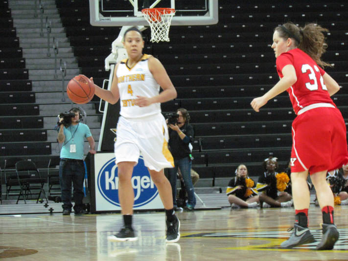 Mikayla Terry scored 16 points in the win against Youngstown State