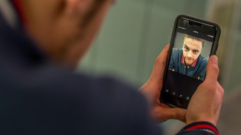 Student Vine Star Moves On