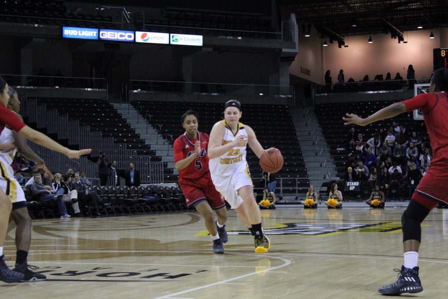 NKUs Kasey Uetrecht drives to the basket on Thursday against UIC.