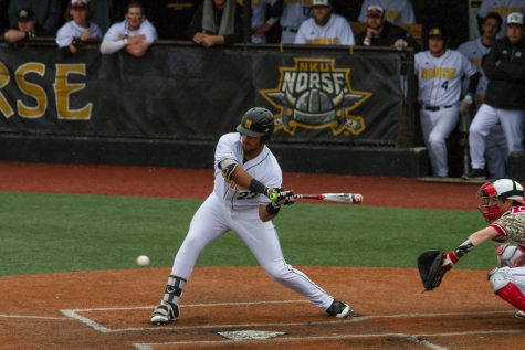 Norse comeback falls short against Penguins