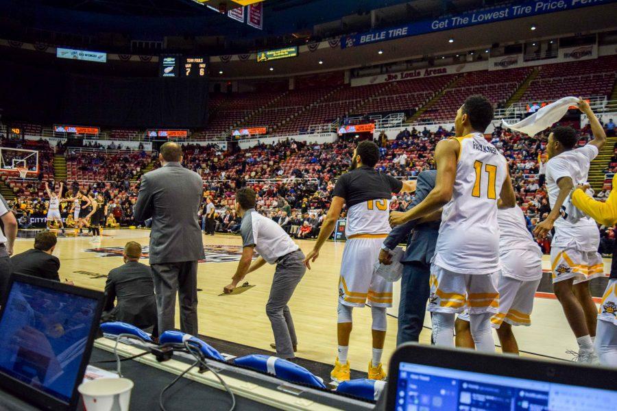 The Norse begin to celebrate as they lead with just seconds remaining.