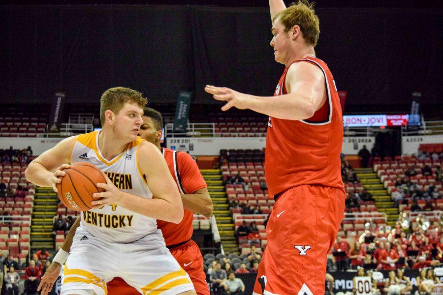 Drew McDonald (34) is double-teamed during Mondays Horizon League semifinal win over Youngstown State.