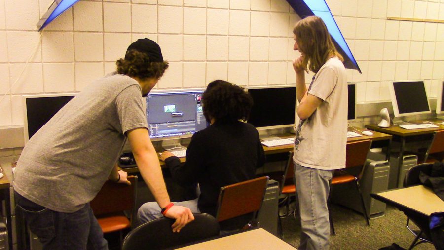 Brice Mills and his animation crew are creating an short film about aliens. 