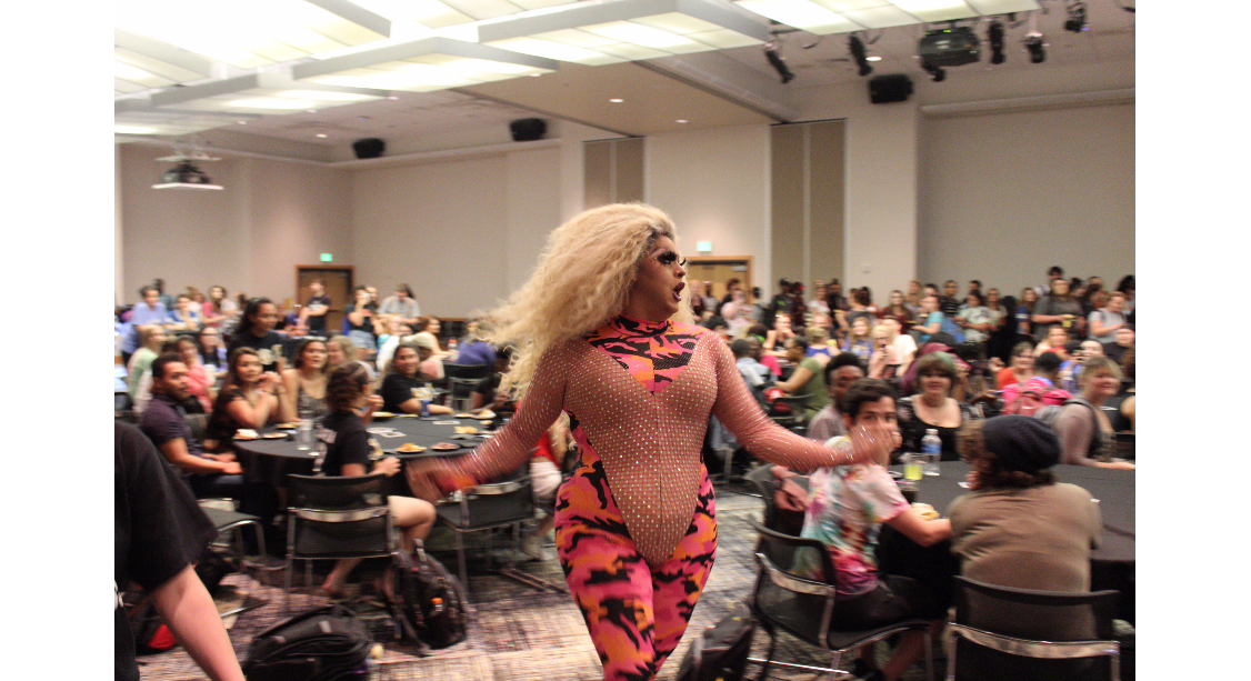 A drag queen entertained the crowd and danced between tables. Later, attendees would take to the dance floor. 