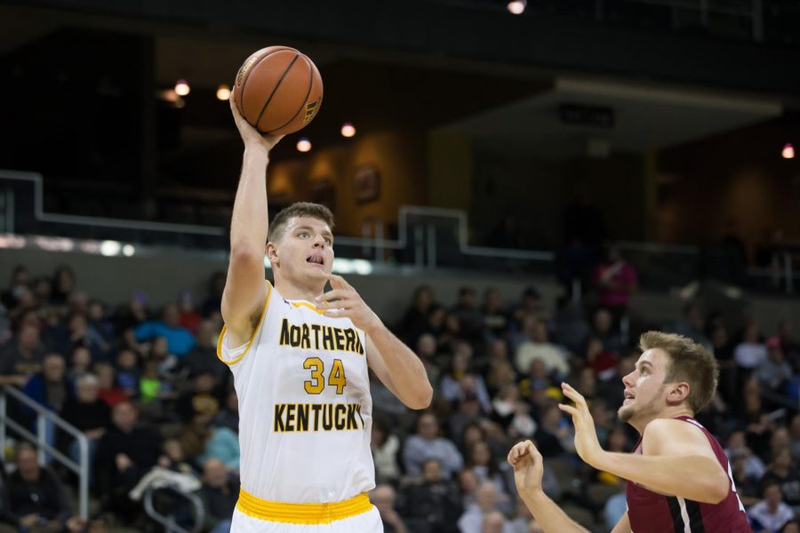 Drew McDonald (34) shoots in the game against IUPUI.