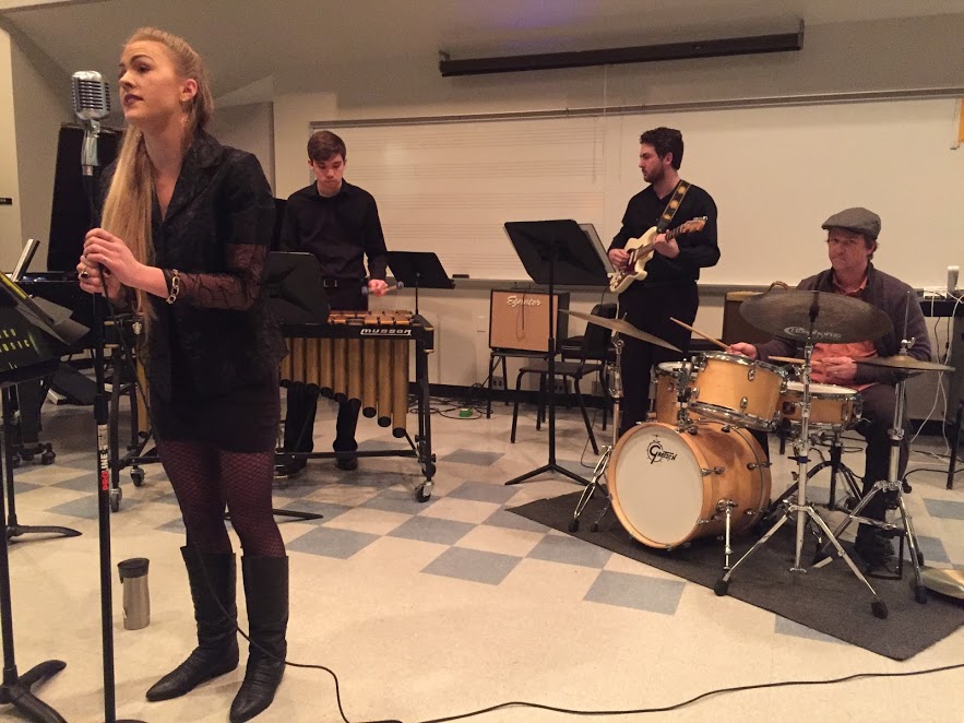 1 O'Clock combo delivered West-coast jazz with vibes and vocals.