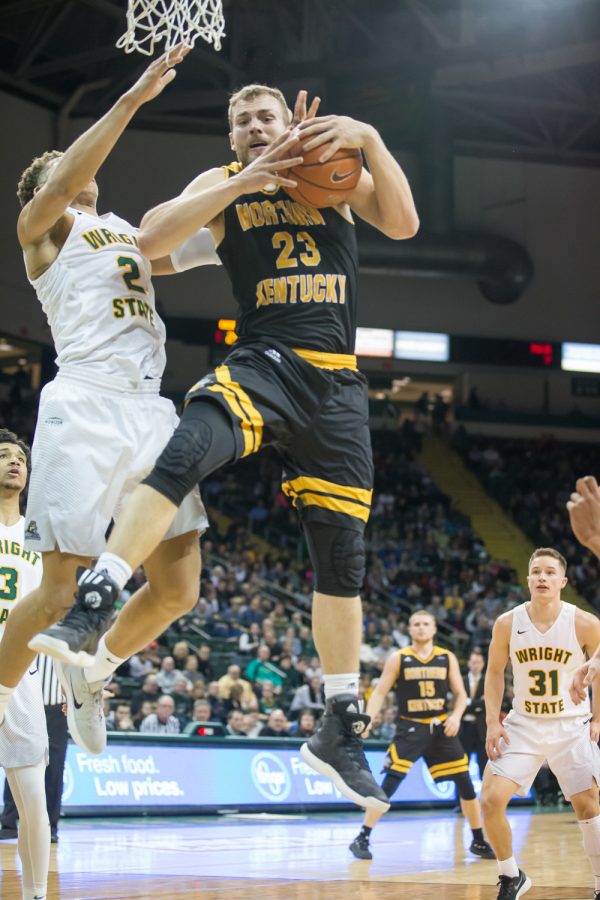 Carson Williams (23) goes up for a rebound in the game against Wright State.