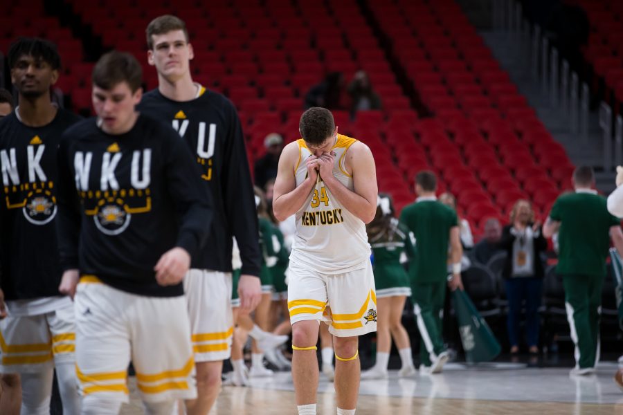 Drew McDonald (34) reacts to the loss against Cleveland State at Little Caesars Arena.
