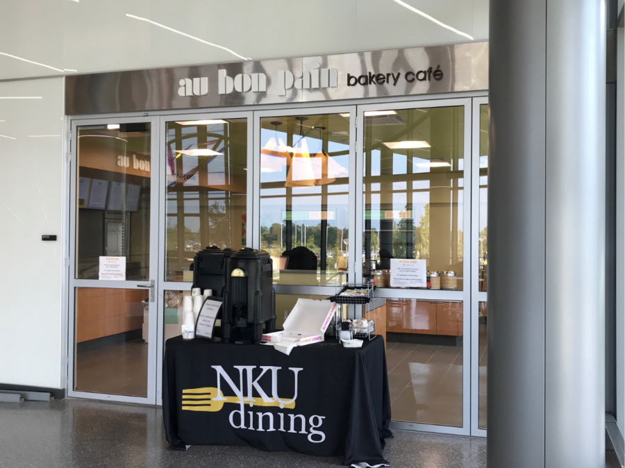 Au Bon Pain is under construction in the Health Innovation Center. After construction setbacks, the bakery is currently expected to open in October 2018.