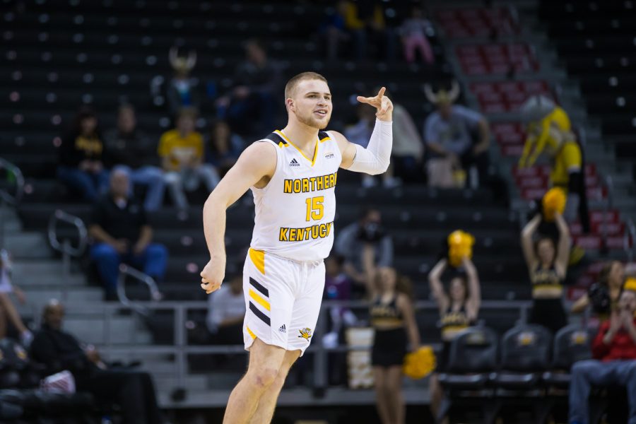 Tyler Sharpe (15) reacts after a point during the game against IUPUI. Sharpe had 16 points on the game.