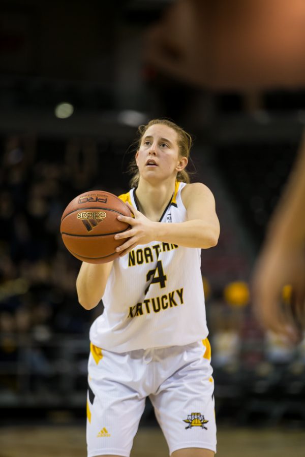 Molly Glick (24) shoots a free throw during the game against IUPUI. Glick shot 4-of-4 for free throws and had 10 points on the night.