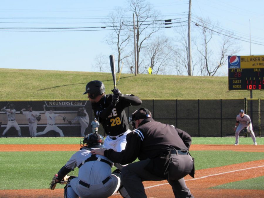 Freshman outfielder Griffin Kain is up for bat.