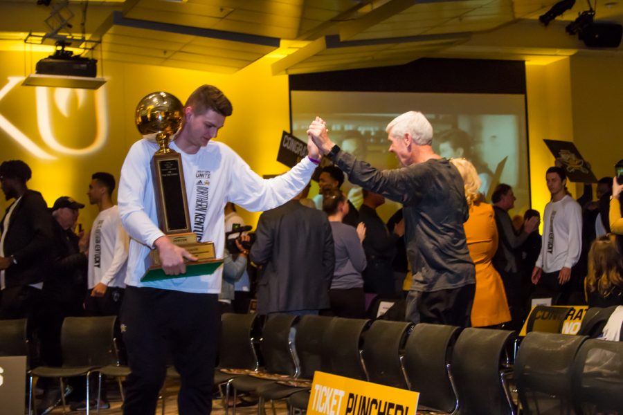 Selection Show sized-2