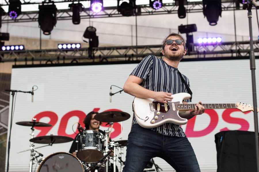 90's Kids rocked the stage playing hits like Champagne and Adeline.