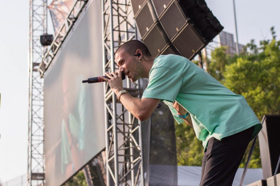 Pop singer Jeremy Zucker performed at Bunbury on Saturday.