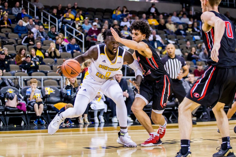 Silas Adheke (0) fights toward the basket during the game against UC Clermont. Adheke shot 6-of-7 and had 4 rebounds on the game.