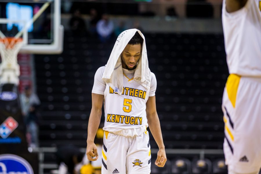 Bryson Langdon (5) reacts following the loss to UIC. The Norse fell to UIC 73-43 and shot 22.0% from the field and 12.5% from three on the game.