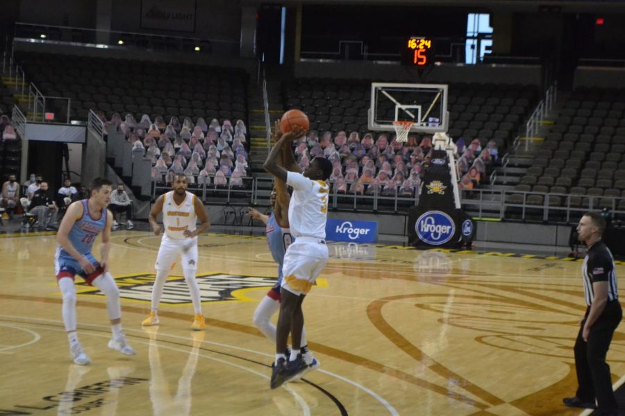 Marques Warrick takes an open jump shot during NKUs game against UIC at BB&T Arena.