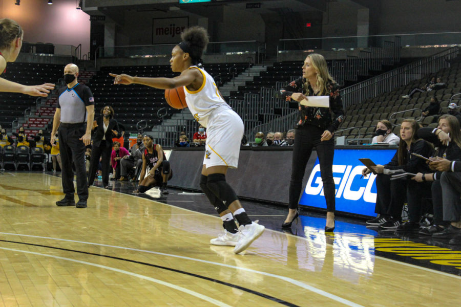 Freshman guard Khamari Mitchell-Steen dribbles on the perimeter against UIC on Thursday.