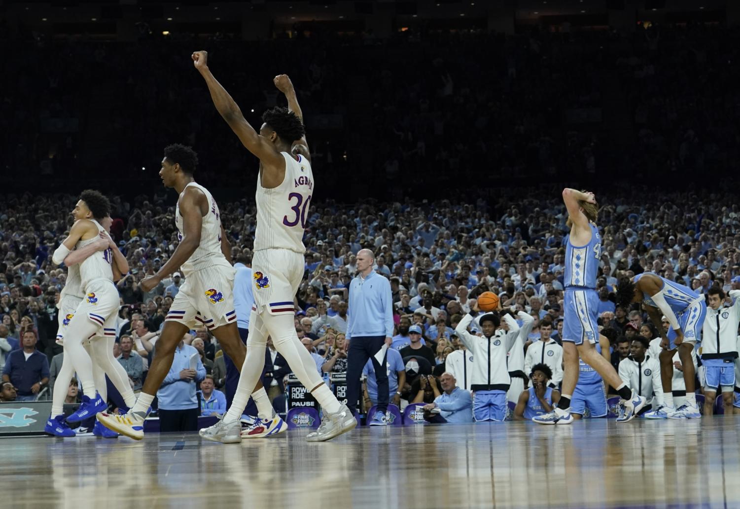 March Madness: 15 most iconic buzzer-beaters in NCAA Tournament history