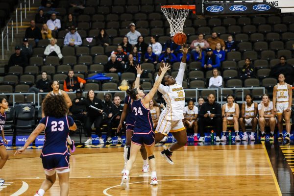 Fighting down the stretch falls short as NKU women’s basketball loses to RMU